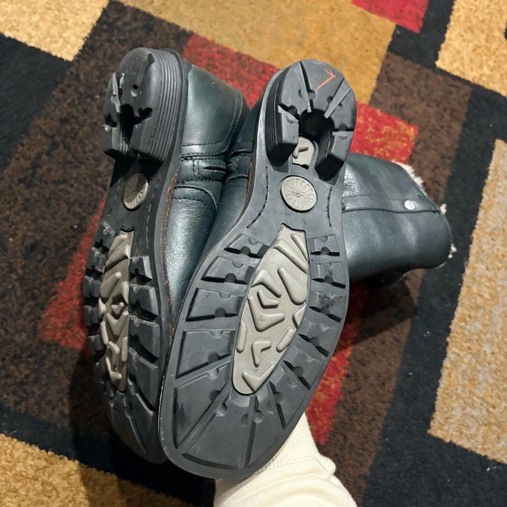 UGG Australia Bellevue Leather Boots — Black, Women’s Size 8.5 - Picture 6 of 8